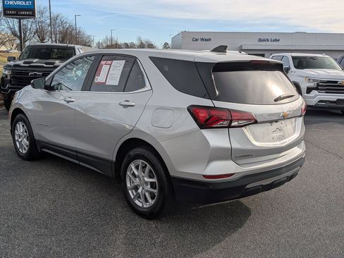 Used 2022 Chevrolet Equinox LT image 7