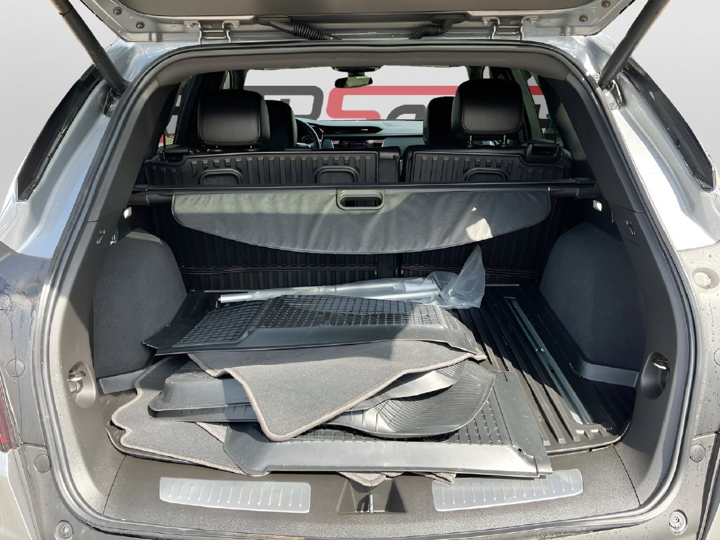 Used 2025 Cadillac XT5 Premium Luxury w/ LPO, Floor Liner Package FWD image 28