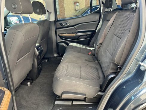 Used 2019 GMC Acadia SLE AWD/4WD image 29