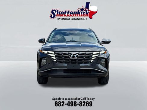 Certified 2024 Hyundai Tucson SEL w/ Convenience Package AWD/4WD image 2