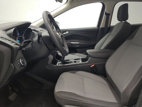Used 2018 Ford Escape SE FWD image 17