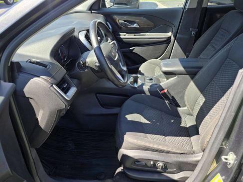 Used 2018 GMC Terrain SLE w/ Driver Convenience Package AWD/4WD image 10
