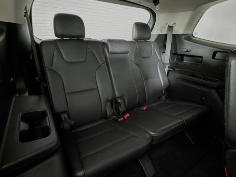 Used 2023 Kia Telluride S FWD image 27