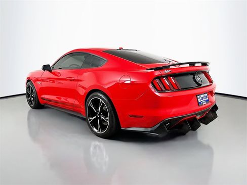 Used 2017 Ford Mustang GT Premium image 5