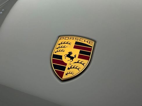 Used 2024 Porsche Cayenne S AWD/4WD image 22