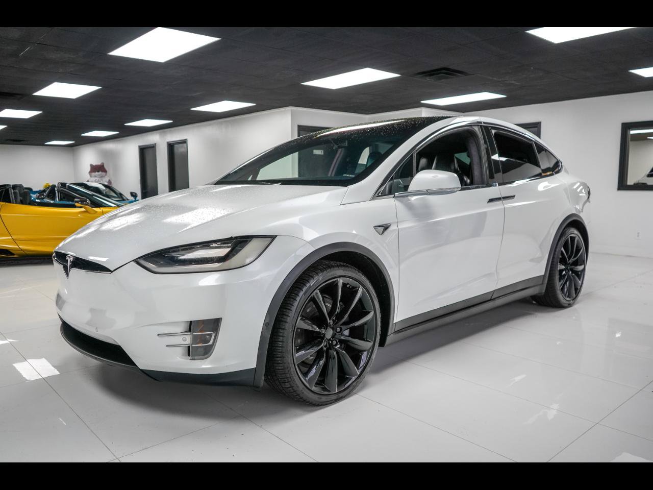 Used 2018 Tesla Model X 75D AWD/4WD image 1