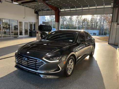 Used 2022 Hyundai Sonata SE image 4
