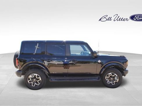 Used 2025 Ford Bronco Outer Banks AWD/4WD image 4