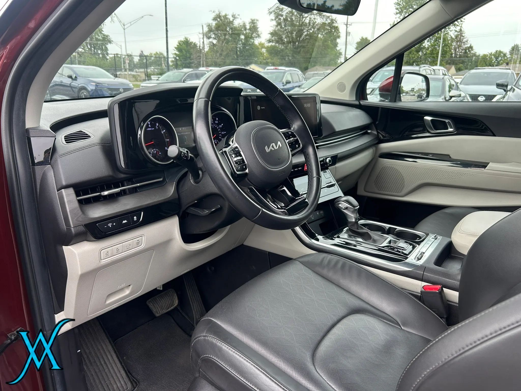 Used 2022 Kia Carnival SX FWD image 12