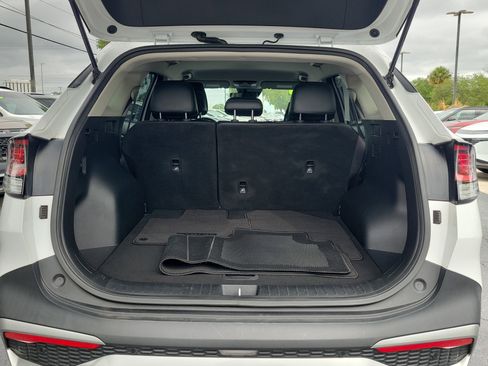 Used 2023 Kia Sportage EX FWD image 9