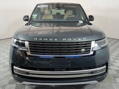 Certified 2024 Land Rover Range Rover SE image 10