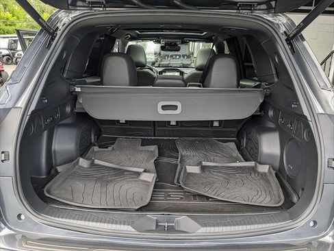 Used 2025 Subaru Forester Sport w/ Popular Package #1 AWD/4WD image 16