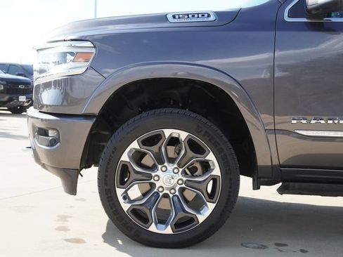 Used 2021 RAM 1500 Limited w/ Body Color Bumper Group RWD image 5