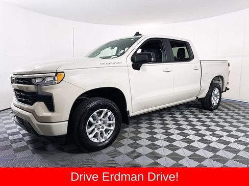 Used 2026 Chevrolet Silverado 1500 RST AWD/4WD image 3
