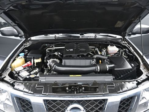 Used 2021 Nissan Frontier SV w/ SV Utility Package image 18