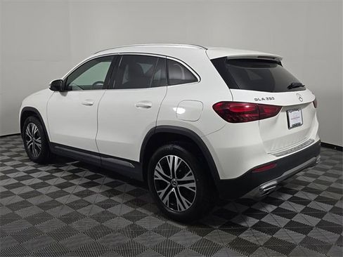 Used 2025 Mercedes-Benz GLA 250 GLA 250 image 3