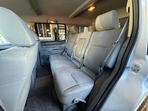 Used 2007 Jeep Commander Sport w/ Skid Plate Group image 20