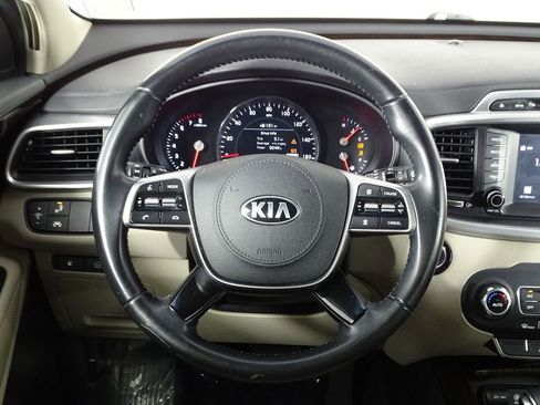 Used 2019 Kia Sorento EX image 24