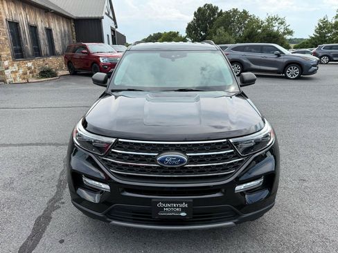 Used 2022 Ford Explorer XLT w/ Equipment Group 202A RWD image 10