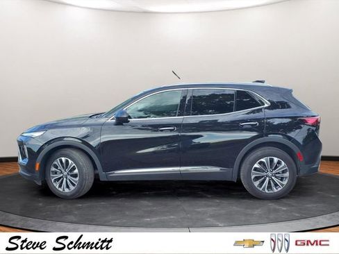 Certified 2025 Buick Envision Preferred AWD/4WD image 2