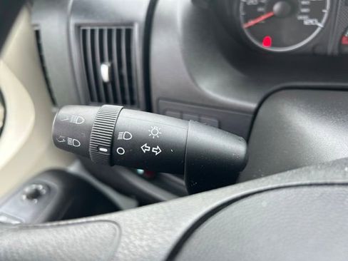 Used 2019 RAM ProMaster 2500 FWD image 24