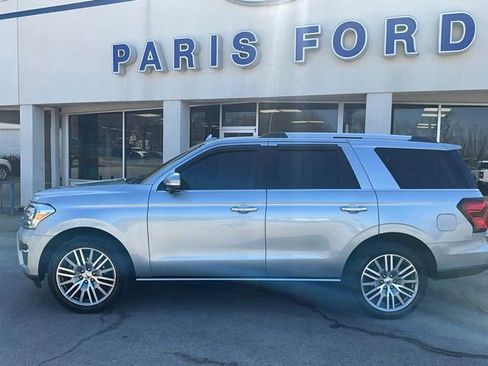 Used 2022 Ford Expedition Limited image 2