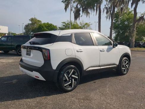 Certified 2026 Nissan Kicks SV image 4