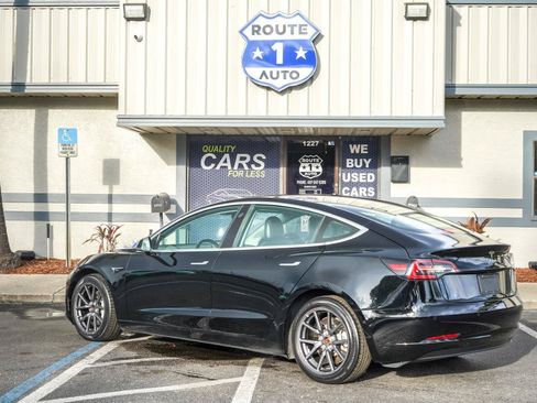 Used 2018 Tesla Model 3 Long Range RWD image 3