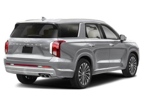 Used 2024 Hyundai Palisade Calligraphy AWD/4WD image 2