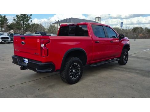 Used 2026 Chevrolet Silverado 1500 ZR2 image 8