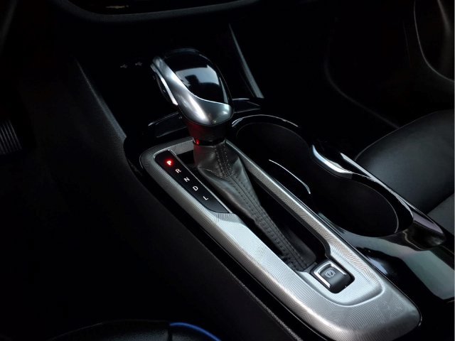 Used 2024 Buick Envista Sport Touring w/ Convenience I Package FWD image 6