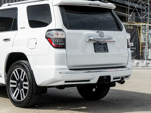 Used 2020 Toyota 4Runner Limited image 10
