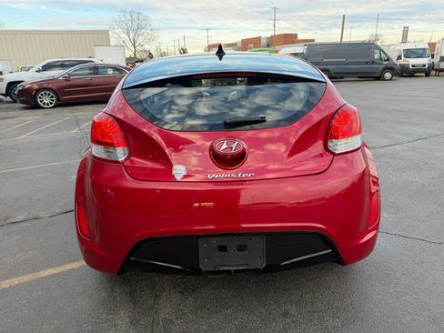 Used 2016 Hyundai Veloster w/ Option Group 02 image 4