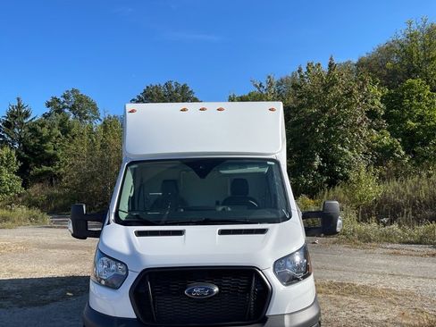 New 2025 Ford Transit 350 DRW AWD image 8