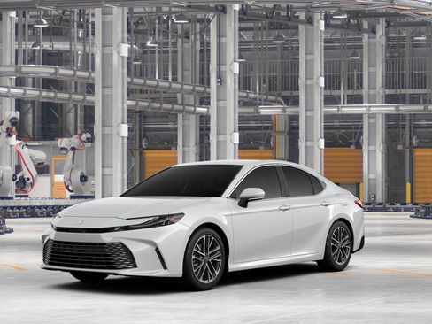 New 2026 Toyota Camry XLE FWD image 1