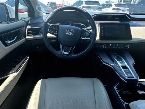 Used 2018 Honda Clarity Touring image 11