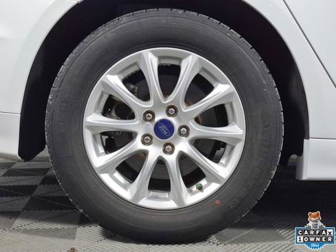Used 2017 Ford Fusion S image 24