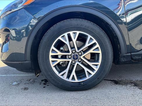 Used 2022 Ford Escape SEL image 7