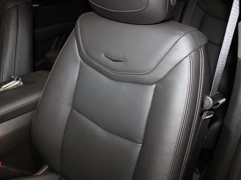 New 2025 Cadillac XT5 Premium Luxury image 6