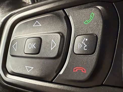 Used 2021 Jeep Wrangler Sport image 34