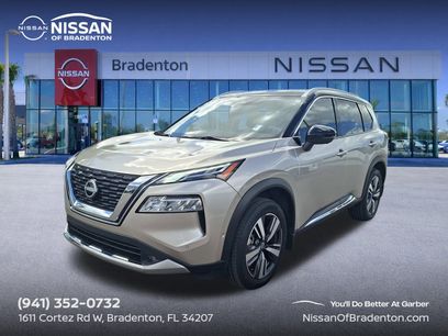 Certified 2022 Nissan Rogue Platinum w/ Head-Up Display Package