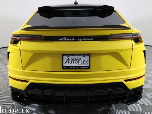 Used 2021 Lamborghini Urus image 6