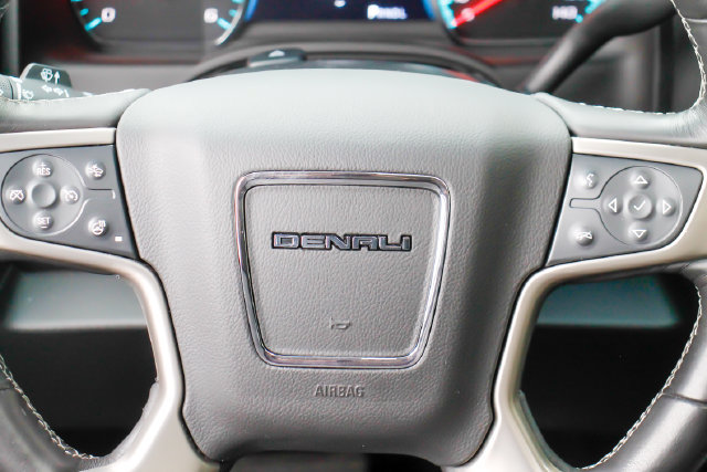 Used 2018 GMC Yukon Denali w/ Denali Ultimate Package AWD/4WD image 10