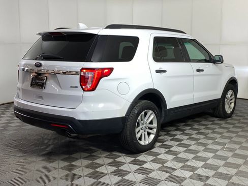 Used 2016 Ford Explorer 4WD image 8