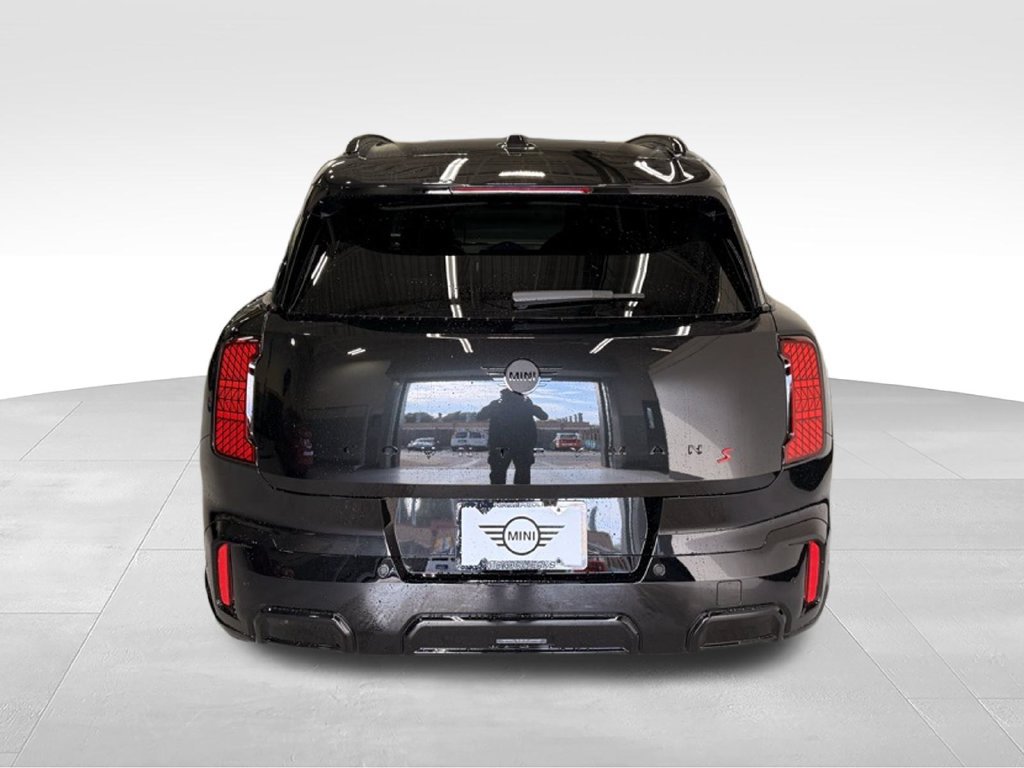 Certified 2026 MINI Cooper Countryman S w/ Comfort Package Max AWD/4WD image 4