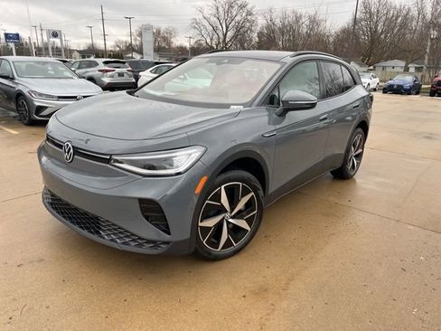 New 2025 Volkswagen ID.4 Pro S image 3