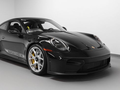 Certified 2026 Porsche 911 GT3 RWD image 9