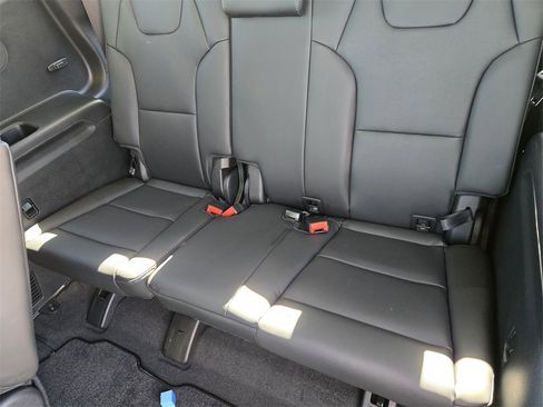 New 2025 Kia Telluride S image 21