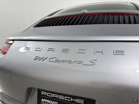 Certified 2017 Porsche 911 Carrera S RWD image 19