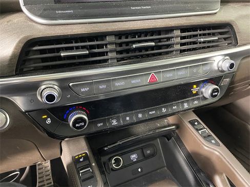Used 2021 Kia Telluride SX w/ Towing Package image 8